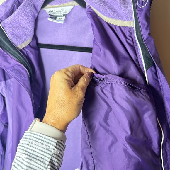 Columbia Woman's Purple 3-in-1 Interchange‎ Jacket Medium Waterproof Hiking - Picture 9 of 11